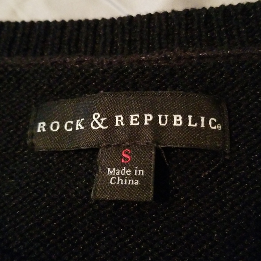 Sweater - Picture 3 of 3